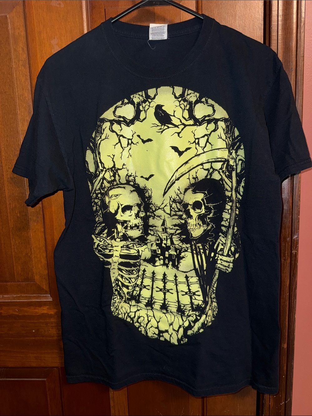 Fruit of the Loom Glow in the Dark Skull Gothic Tee